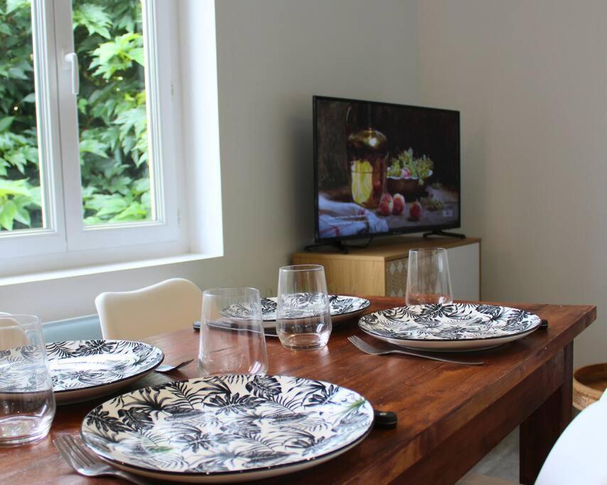 Yokohama, Duplex Avec Jardin Apartment Bourges Ngoại thất bức ảnh
